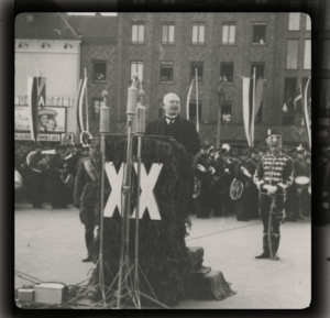 Victory Day parade at Freedom Square - Konstantin Päts is at the podium. 1938. Estonian History Museum, AM F 32907:1
